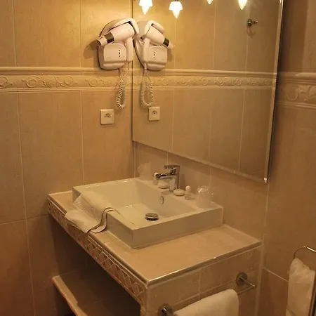 Hotel Restaurant Bellevue 2*