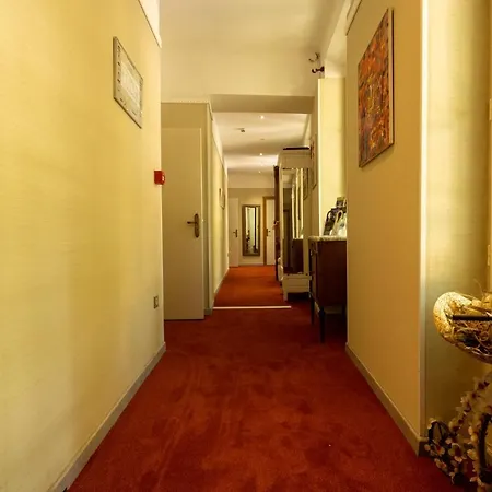 Restaurant Bellevue 2* Bormes-les-Mimosas