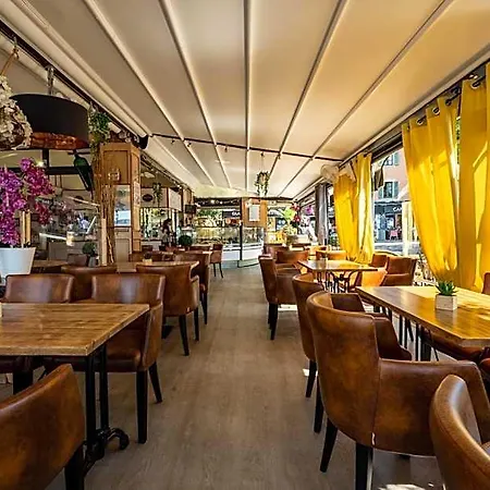 מלון Restaurant Bellevue