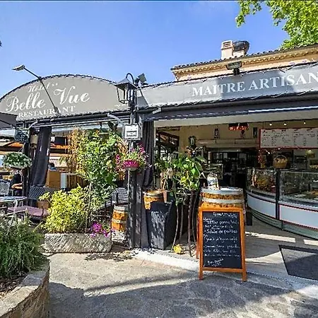 Restaurant Bellevue מלון