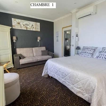 מלון Restaurant Bellevue 2*